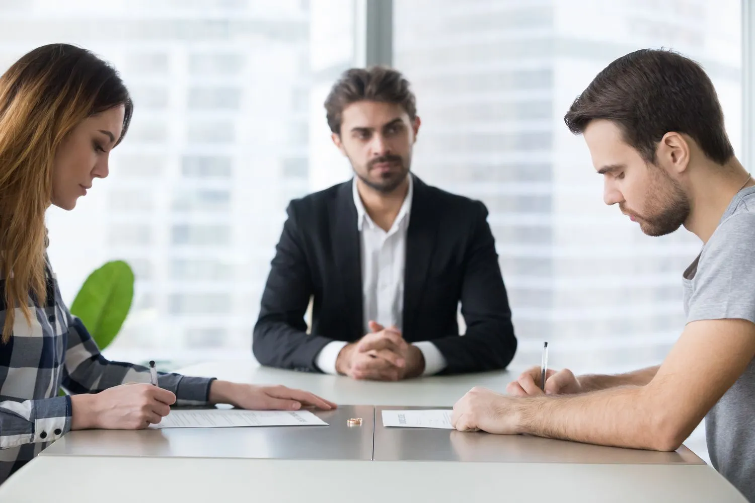 How EH Mediation Guides Couples Toward Fair and Balanced Outcomes Okehampton